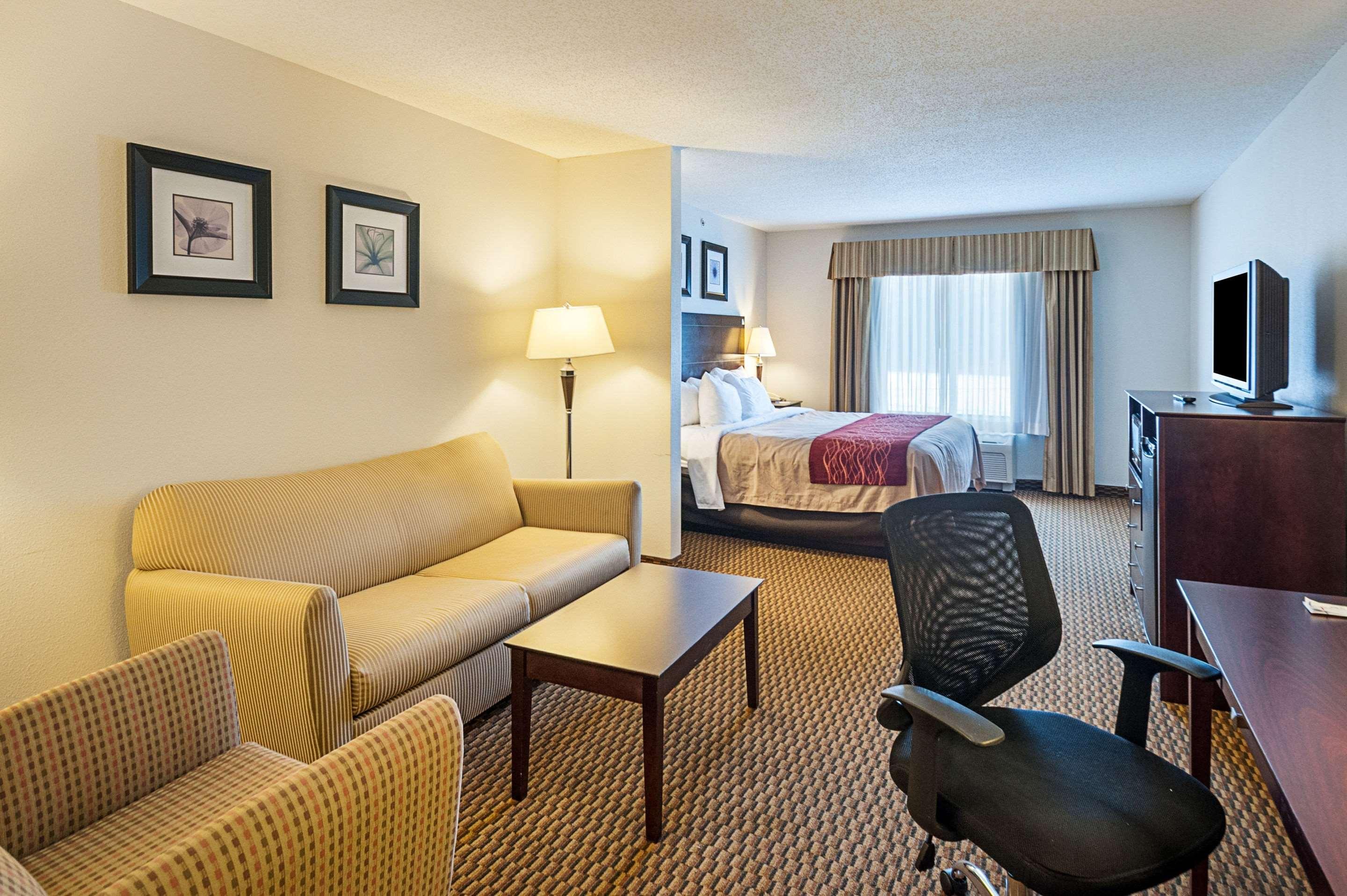 Comfort Inn & Suites Кембридж Экстерьер фото