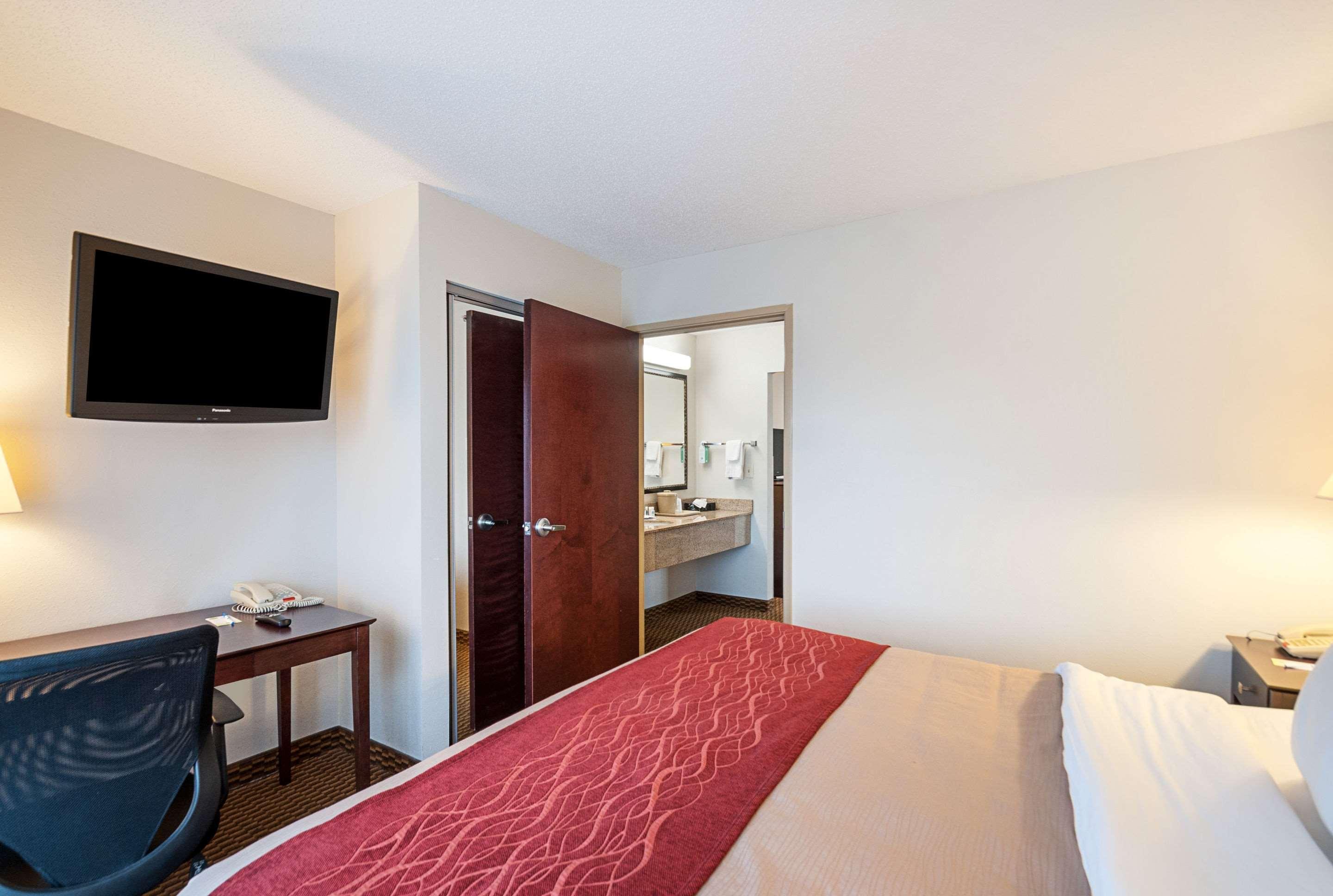 Comfort Inn & Suites Кембридж Экстерьер фото