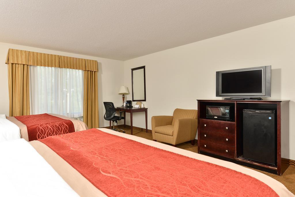 Comfort Inn & Suites Кембридж Экстерьер фото