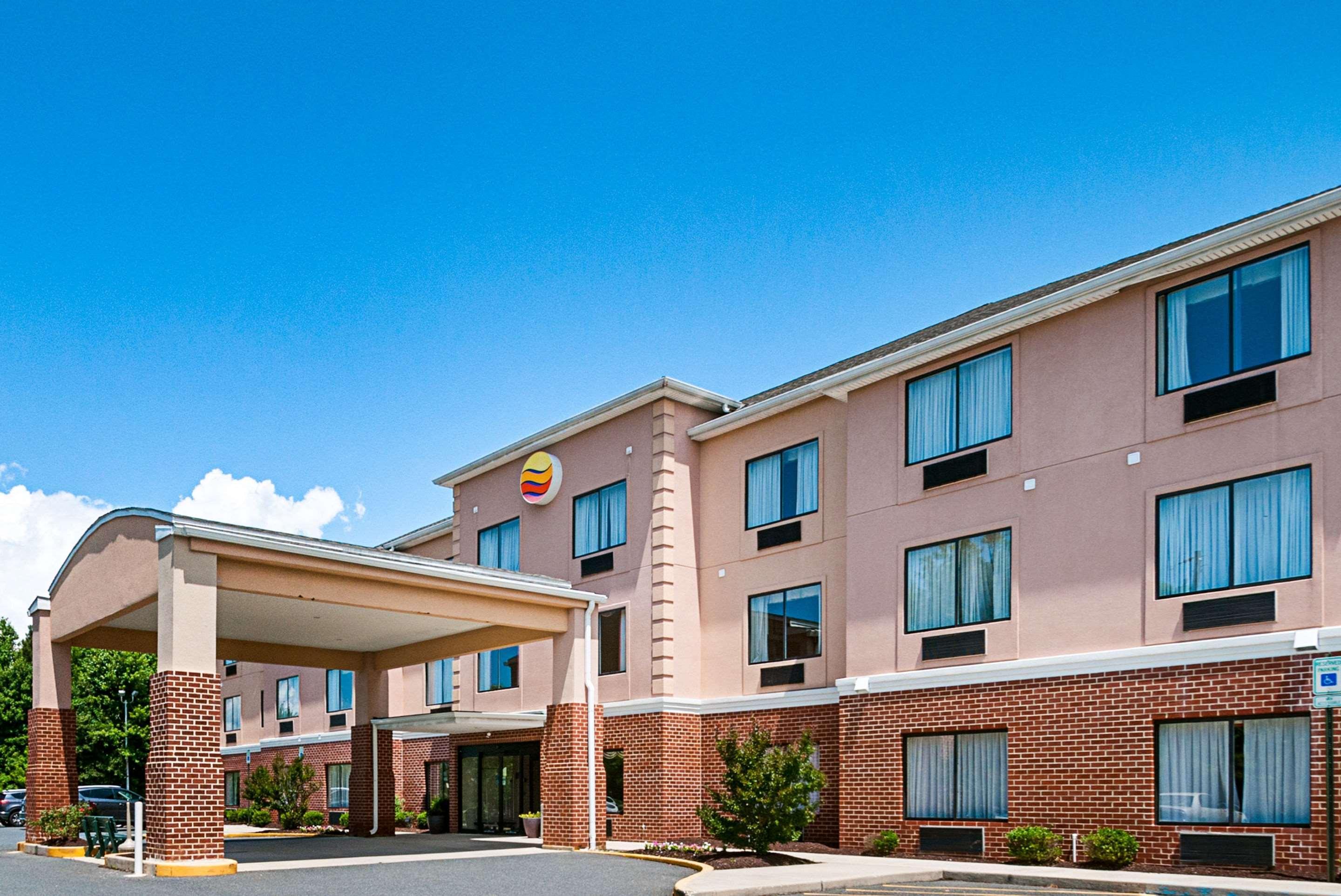 Comfort Inn & Suites Кембридж Экстерьер фото
